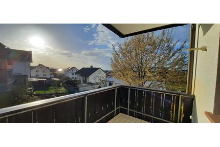 2-Zimmer-Wohnung mit Balkon und Stellplatz in Sulzbach am Main