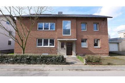 Großzügiges Zweifamilienhaus mit viel Potenzial - Paderborn / Elsen