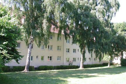 Modernisierte Wohnung - 399,00&nbsp;EUR Kaltmiete, ca.&nbsp; 39,09&nbsp;m&sup2; in Kiel (PLZ: 24143) Gaarden-Ost