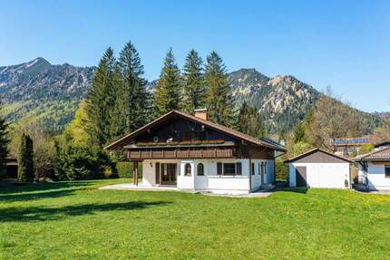 Parkgrundstück mit Bergblick. Ankommen in bester Lage. - Schliersee Neuhaus