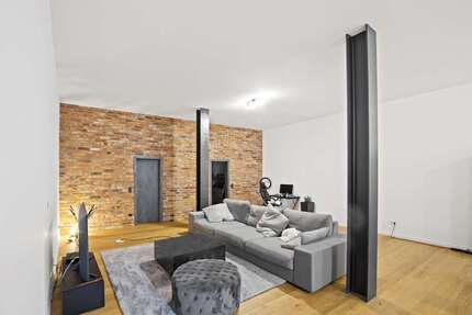 Wohnung zum Mieten in Weinheim 1.990,00 € 159 m²