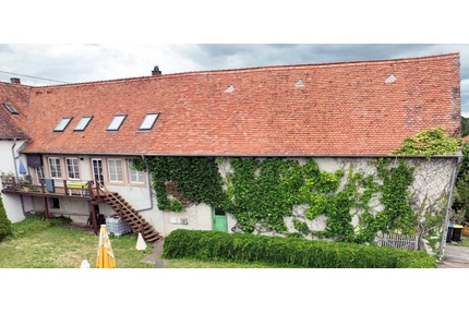 Raum für Ideen und Gewerbe: Bauernhaus mit Mehrwert: Haupthaus und 4 vermietete Wohneinheiten - Blieskastel-Böckweiler