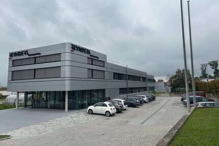 Büro in Wolfschlugen 5.500,00 € 350 m²