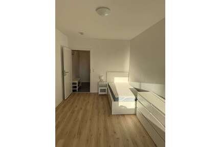 Wohnung zum Mieten in Mannheim 510,00 € 23 m²