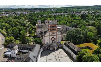 2 WG-Zimmer in einer großen und gepflegten Wohnung in Trier Süd