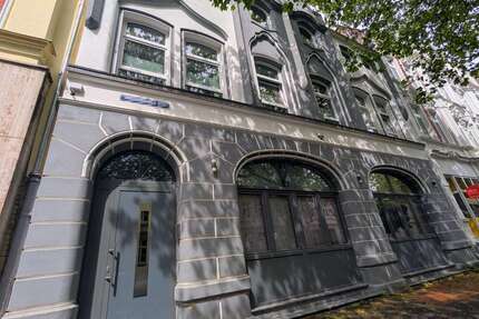 Haus zum Kaufen in Wilhelmshaven 599.000,00 € 343.62 m²
