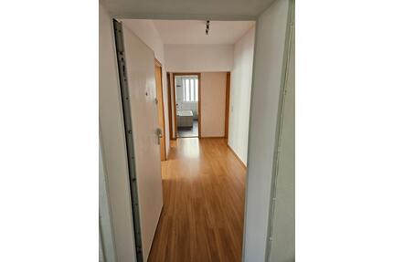 2 ZKB Wohnung, 1. OG - 440,00&nbsp;EUR Kaltmiete, ca.&nbsp; 54,00&nbsp;m&sup2; in Pirmasens (PLZ: 66953)