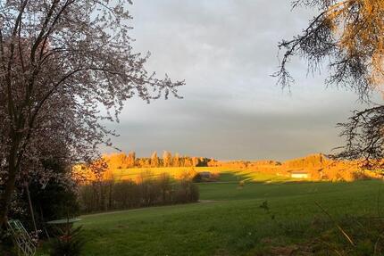 Haus im Grünen - 1.500,00&nbsp;EUR Kaltmiete, ca.&nbsp; 180,00&nbsp;m&sup2; in Oberbergkirchen (PLZ: 84564)