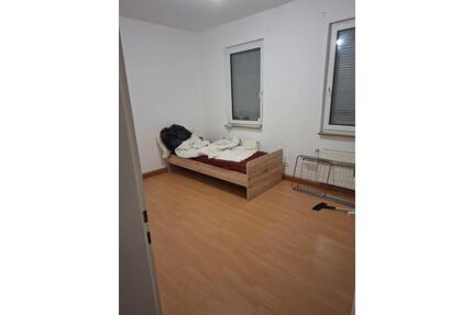 WG-Zimmer 2er WG - 600,00&nbsp;EUR Kaltmiete, ca.&nbsp; 20,00&nbsp;m&sup2; in Esslingen am Neckar (PLZ: 73733) Brühl