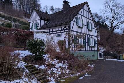 Haus zum Kaufen in Drolshagen 225.000,00 € 170 m²