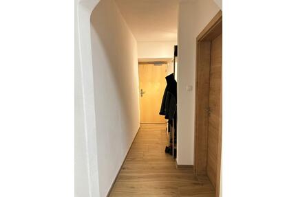 4 Zimmer Wohnung Wohnung - 930,00&nbsp;EUR Kaltmiete, ca.&nbsp; 125,00&nbsp;m&sup2; in Langquaid (PLZ: 84085)