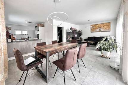 Haus zum Kaufen in Heidenheim 599.000,00 € 162 m²