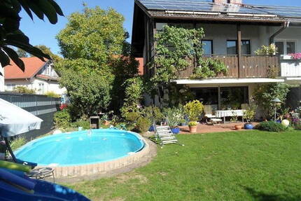 DHH mit Energie-Autarkie Eignung & Pool, Exklusives Wohnerlebnis - provisionsfrei - Gilching Neugilching
