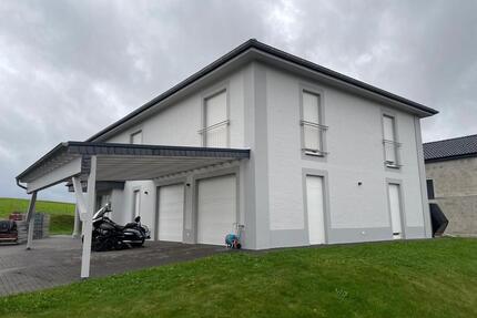 ,,Einfamilienhaus mit Wellnessbereich 30000€ Jahreskaltmiete‘‘ - Spangdahlem