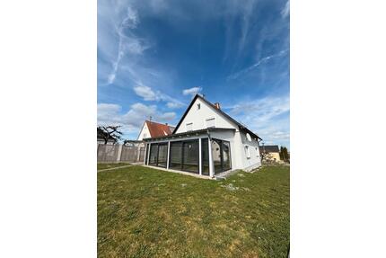 Haus zu vermieten - 1.700,00&nbsp;EUR Kaltmiete, ca.&nbsp; 150,00&nbsp;m&sup2; in Illerkirchberg (PLZ: 89171)