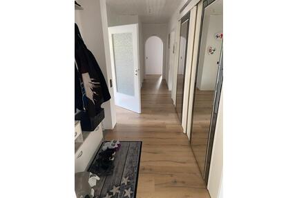 Großzügige Erdgeschosswohnung mit Wintergarten - Frankenberg (Eder)