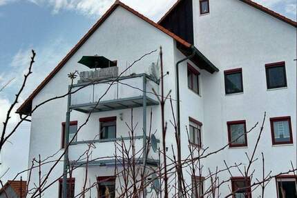 Einziehen und wohlfühlen - bezugsfreie Wohnung in Ortsrandlage - Mönchsroth