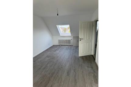 Schönes Apartment NUR AN SELBSTZAHLER!! - Köln Mülheim