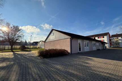 Haus zum Kaufen in Oettingen 379.000,00 € 335 m²