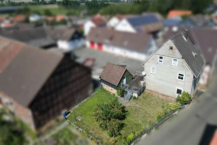 Haus zum Kaufen in Homberg (Ohm) Nieder-Ofleiden 129.000,00 € 148 m² - Homberg (Ohm) / Nieder-Ofleiden