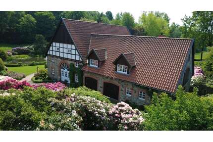 Haus zum Kaufen in Horn-Bad Meinberg Fissenknick 895.000,00 € 228 m² - Horn-Bad Meinberg / Fissenknick