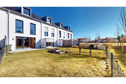 Modernes Reihenmittelhaus mit Garten, Einbauküche, sonniger Terrasse & Tiefgarage - Vaterstetten Baldham