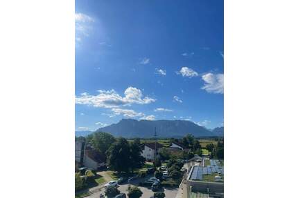 Traumhafter Blick von der großen Sonnenterasse - Ainring Perach