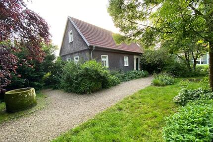 Sonnenverwöhntes Landhaus - 1.800,00&nbsp;EUR Kaltmiete, ca.&nbsp; 150,00&nbsp;m&sup2; in Schlüchtern (PLZ: 36381)