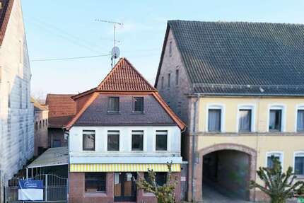 Haus zum Kaufen in Trippstadt 296.000,00 € 222 m²