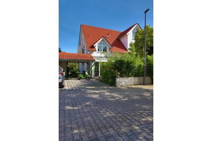 Reiheneckhaus 7 ZKB #2 Bäder #Carport #Garten #Zisterne #Keller ausgebaut #Griesheim Im Wiesengarten