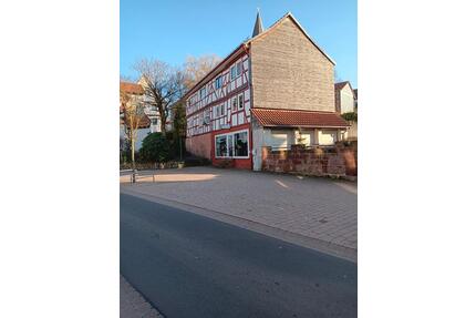 Wohn und Geschäftshaus - 265.000,00&nbsp;EUR Kaufpreis, ca.&nbsp; 220,00&nbsp;m&sup2; in Borken (Hessen) (PLZ: 34582)