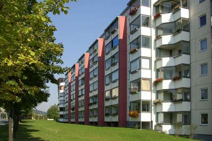 Wohnung zum Mieten in Gera 321,31 € 51.41 m²