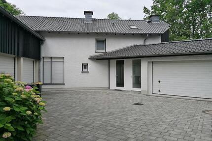 Mettmann-Metzkausen: von Privat 3-Zimmer-ETW, Doppelgarage
