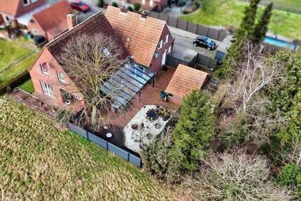 Haus zum Kaufen in Weener 239.000,00 € 200 m²