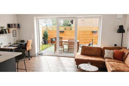 Exklusive, neuwert. Whg. mit kleinem SW-Garten - Leer (Ostfriesland)