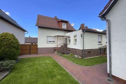 Haus zum Kaufen in Massen 149.000,00 € 121 m²