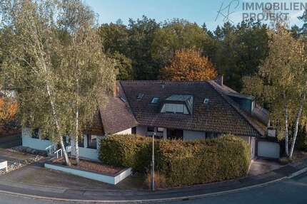 Haus zum Kaufen in Ahorn 939.000,00 € 576.38 m²