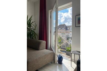 Wohnung mit Klavier in Charlottenburg zur Untermiete für 3M. - Berlin Charlottenburg-Wilmersdorf