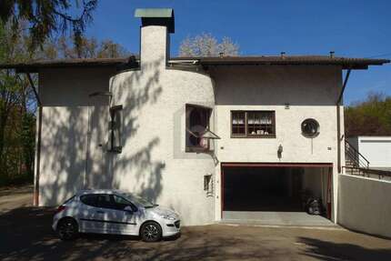 Haus zum Kaufen in Kirchheim unter Teck 890.000,00 € 385 m²