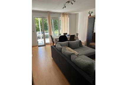 Helle 2-Zimmer-Wohnung (66m2) mit Balkon & Stellplatz - Wermelskirchen