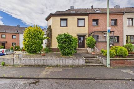 Platzwunder auf 133 m² Wohnfläche: Reihenendhaus mit 7 Zimmern, Wintergarten und Garage - Kamp-Lintfort Geisbruch