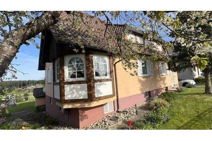 Haus zum Kaufen in Dornhan Weiden 330.000,00 € 170.44 m² - Dornhan / Weiden