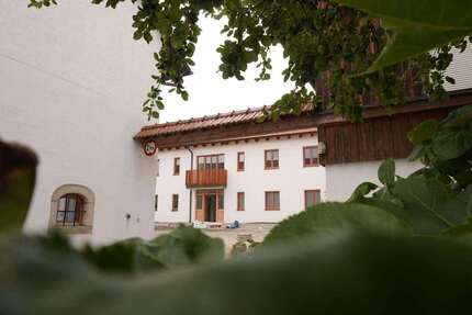 Wohnung zum Mieten in Passau 1.455,00 € 117.16 m²