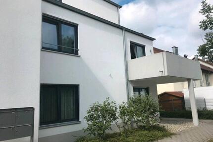 Moderne, zentrumsnahe 2-Zimmer-Wohnung mit Tiefgaragenstellplatz - Ingolstadt Südost