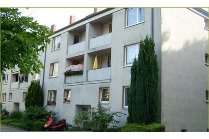 So schön im Erdgeschoss - gemütlliche 3-Zimmerwohnung mit Balkon in MG-Bonnenbroich - Mönchengladbach Süd