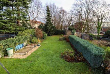 Reihenendhaus mit großem Grundstück mit Einliegerwohnung - Leverkusen Quettingen