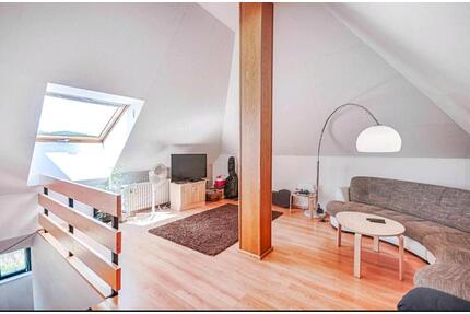 3,5 Zimmer Wohnung mit EBK und Stellplatz in Queidersbach