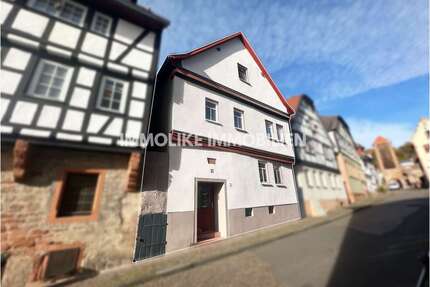 Haus zum Kaufen in Gelnhausen 370.000,00 € 242 m²