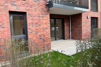 Wohnung zum Mieten in Lüneburg 1.300,00 € 77 m²