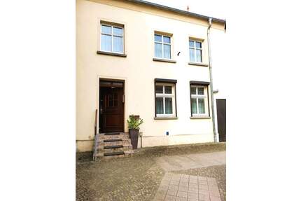 Sanierungsbedürftiges Reihenmittelhaus mit Potential - Wusterhausen/Dosse